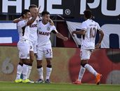 Lanús sacó adelante un duro partido ante San Lorenzo.