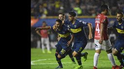 Reynoso, con su gol de cabeza, destrabó el partido en el primer tiempo.