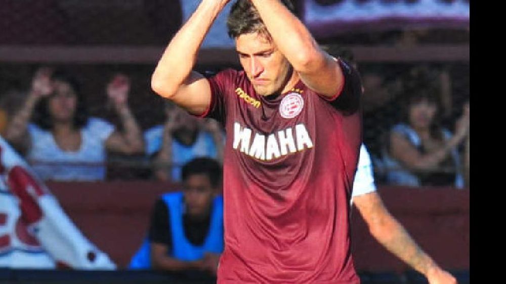 El defensor Diego Braghieri se va de Lanús y jugará en Atlético Nacional de Colombia