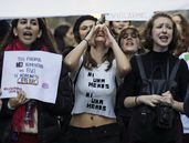 “Justicia por Dulce y Agostina”, uno de los lemas de la marcha de Ni Una Menos. “Justicia por Dulce y Agostina”, uno de los lemas de la marcha de Ni Una Menos.