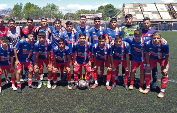 La Sexta División campeona del Albirrojo.