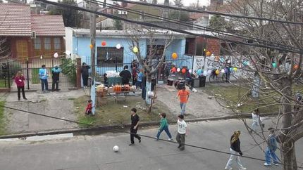 Patón hará el festival en la puerta de su casa. Patón hará el festival en la puerta de su casa.