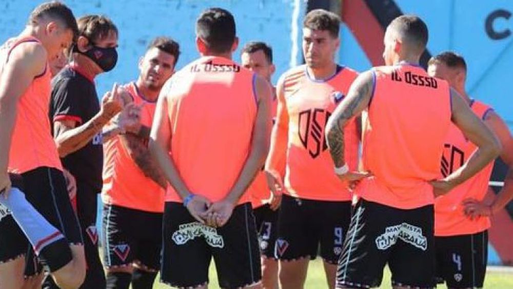 Brown ya piensa en la reanudación del torneo.