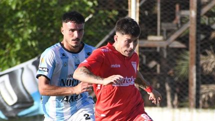 Gastón Gerzel celebró el pase a la final con Los Andes. Gastón Gerzel celebró el pase a la final con Los Andes.