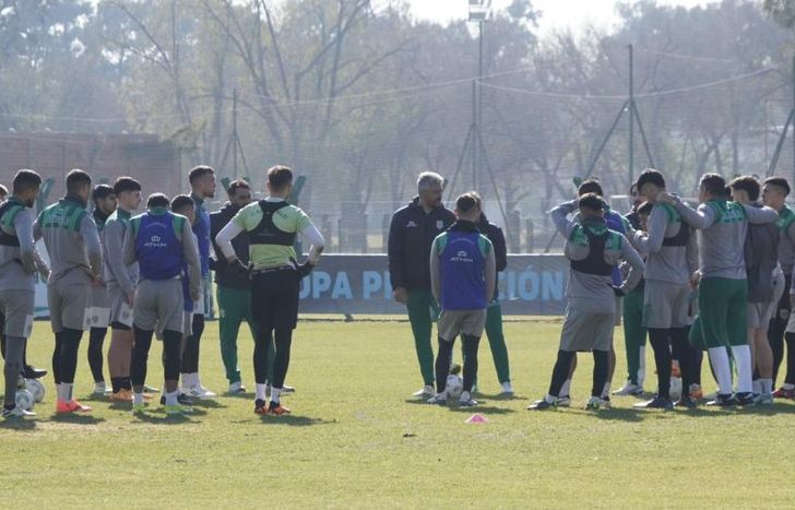 Banfield suma una nueva cara charrúa.