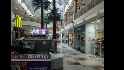 ¿que reconocido shopping de la region reabre bajo la modalidad take away?