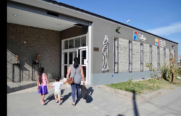 Los cursos son gratuitos.