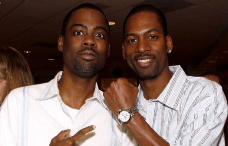 Sigue el escándalo.