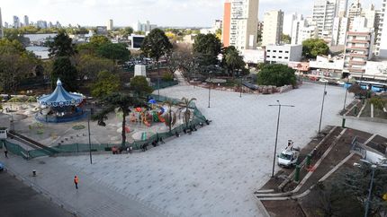 La plaza tiene una nueva estética y sectores modernizados. La plaza tiene una nueva estética y sectores modernizados.