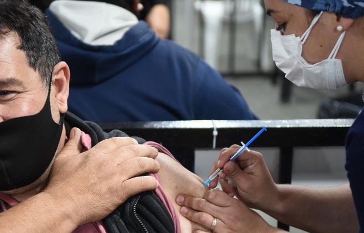 Avanza la vacunación contra el Covid en Provincia.