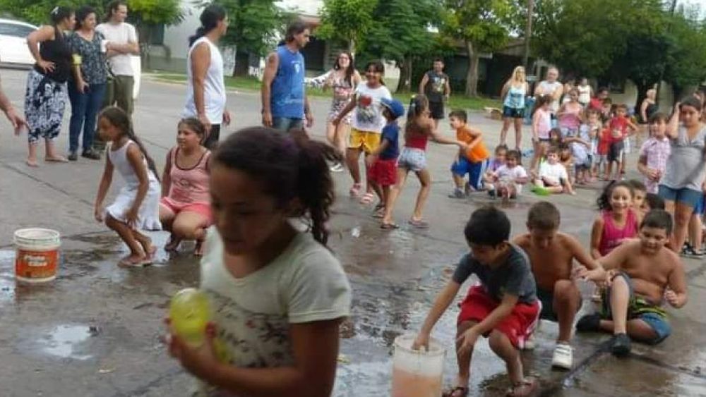 Habrá juegos con agua para los más chicos.