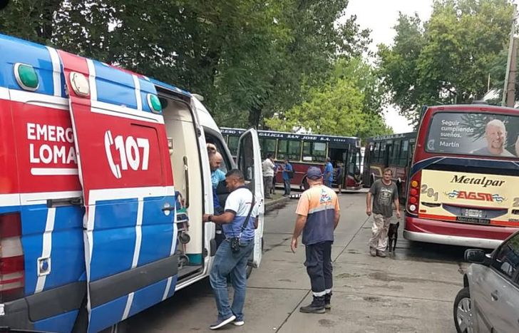 Chocaron dos colectivos de la línea 266 y uno de la 278.