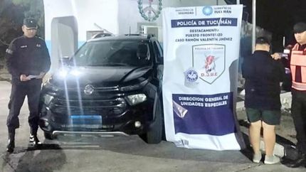 El conductor de la camioneta fue detenido.