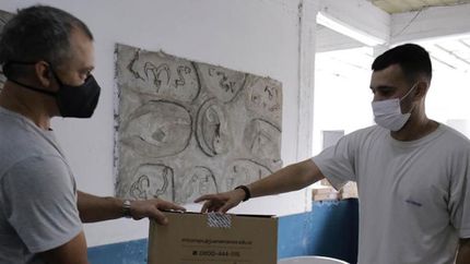 continua la entrega de notebooks en las escuelas de lomas