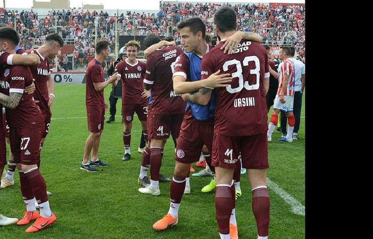 Lanús mejoró sus estadísticas y se alejó de la pelea en la zona baja.