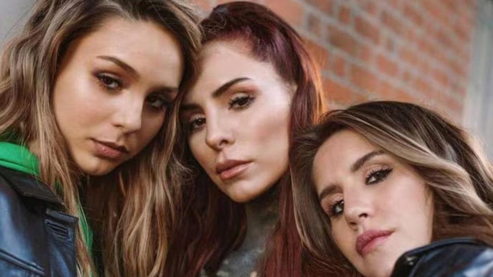 Las hijas de Marcelo Tinelli, enfrentadas.