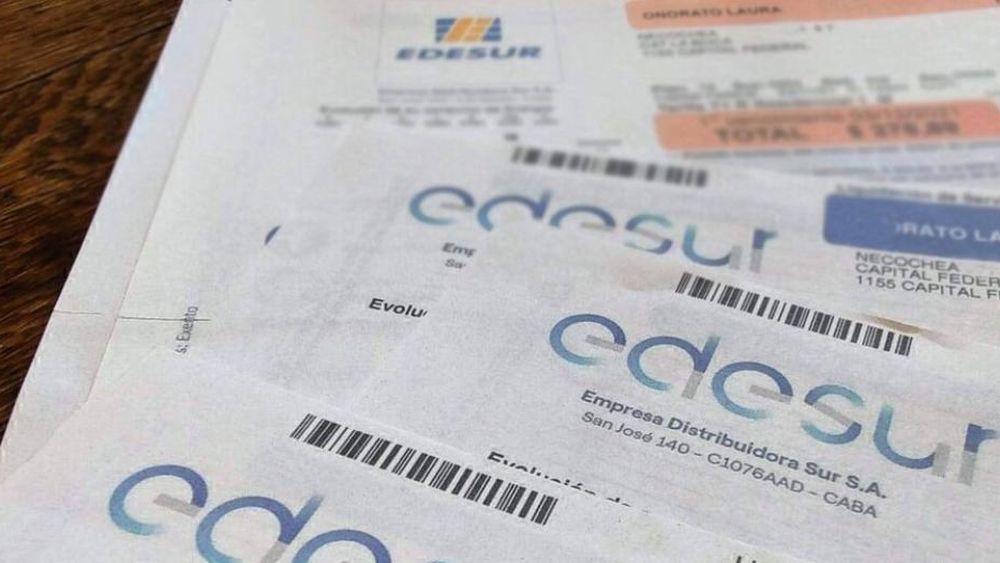 Edenor y Edesur plantean aumentos promedio del 89% en la luz