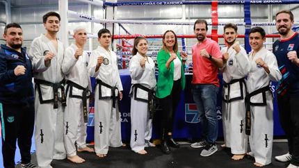 orgullo: 12 taekwondistas lomenses viajaran al mundial