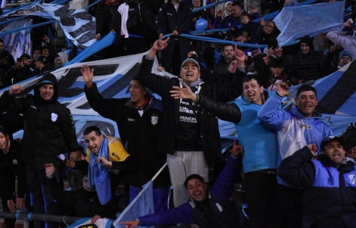 El simpatizante del Gasolero necesita ser trasladado a Buenos Aires.