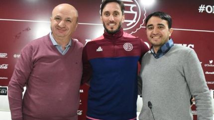 Russo está muy contento con el plantel de Zubeldía. Russo está muy contento con el plantel de Zubeldía.