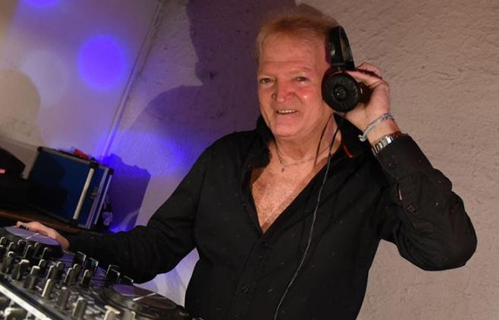 La pasión por la música la tenía de chico, es un sentimiento.