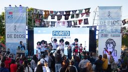 Así fue la celebración del cumpleaños 65° de Diego Maradona en Fiorito