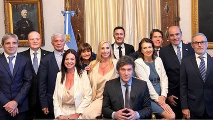 La primera foto en Casa Rosada.