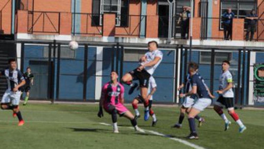 Bruera fue clave para la cosecha de Brown en Ezeiza.