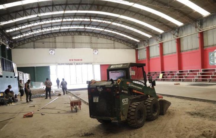 Avanzan las obras en la cancha de la Sociedad Italiana Cristóbal Colón.