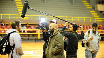 Para César, el oficio de productor es maravilloso por la versatilidad de la profesión. El oriundo de Lomas vive cada día al máximo.