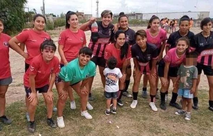 La práctica del deporte tiene como fin ser una contención para los vecinos.