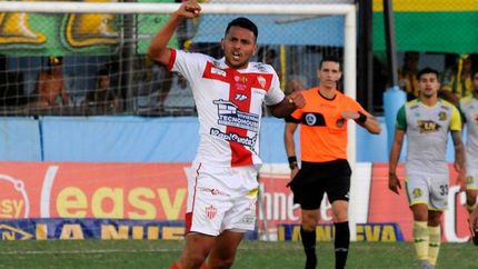 El Bati Aranda volverá a vestir la camiseta de Talleres. El Bati Aranda volverá a vestir la camiseta de Talleres.