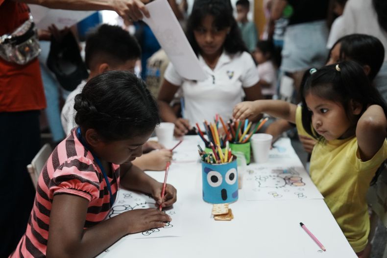 Los nenes y nenas pudieron disfrutar de una tarde recreativa gracias a las propuestas de la Secretaría de Cultura y el programa 