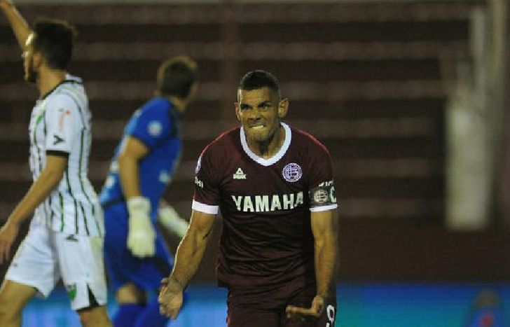 Sand será la carta de gol en un duelo clave para soñar con la Sudamericana.