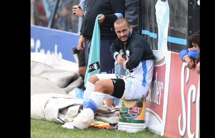 Así quedó el tobillo del uruguayo.