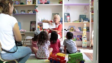 la biblioteca municipal esteban adrogue no se toma vacaciones