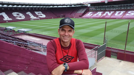 Mauricio Pellegrino, el entrenador que alcanzó la gloria con Lanús en la Copa Sudamericana. Mauricio Pellegrino, el entrenador que alcanzó la gloria con Lanús en la Copa Sudamericana.