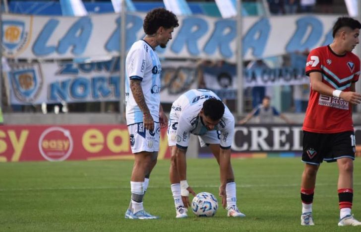 Brown luchó hasta el final, pero perdió con Atlético de Rafaela y descendió a la B Metropolitana.