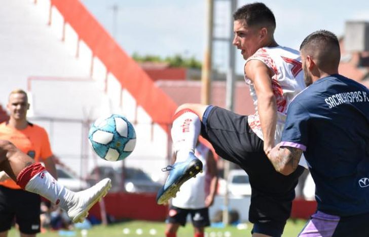 Los Andes le ganó a Sacachispas.