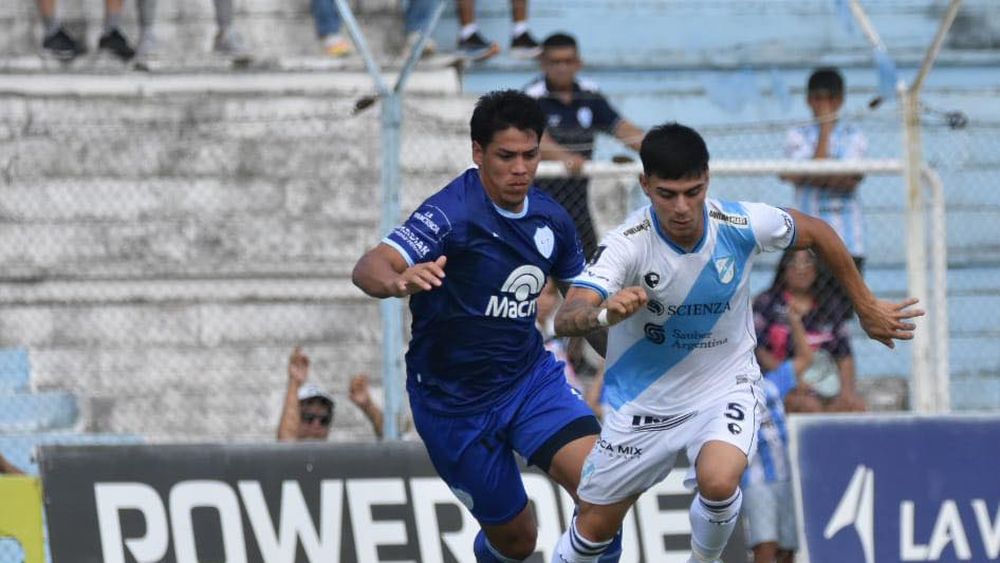 Lucas Richarte su contratocon Temperley. Lucas Richarte su contratocon Temperley.