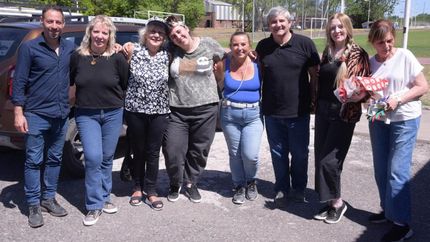 Alicia y varios colaboradores trabajarán en las necesidades de los chicos y los ancianos.