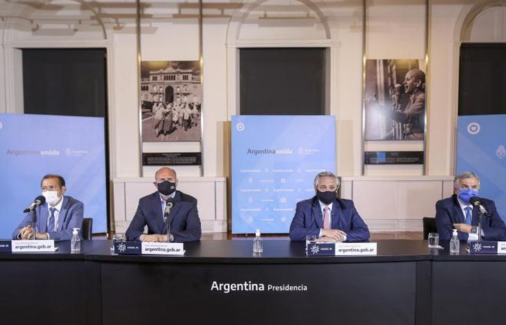 Estuvo acompañado por gobernadores.