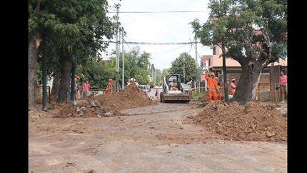 temperley: la obra finalizo hace tres anos pero aysa no les da servicio