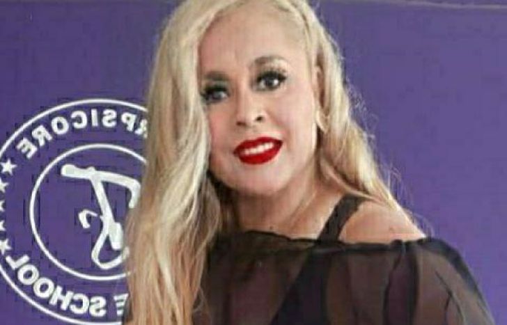 La directora, feliz de cumplir el sueño de alumnos y alumnas.