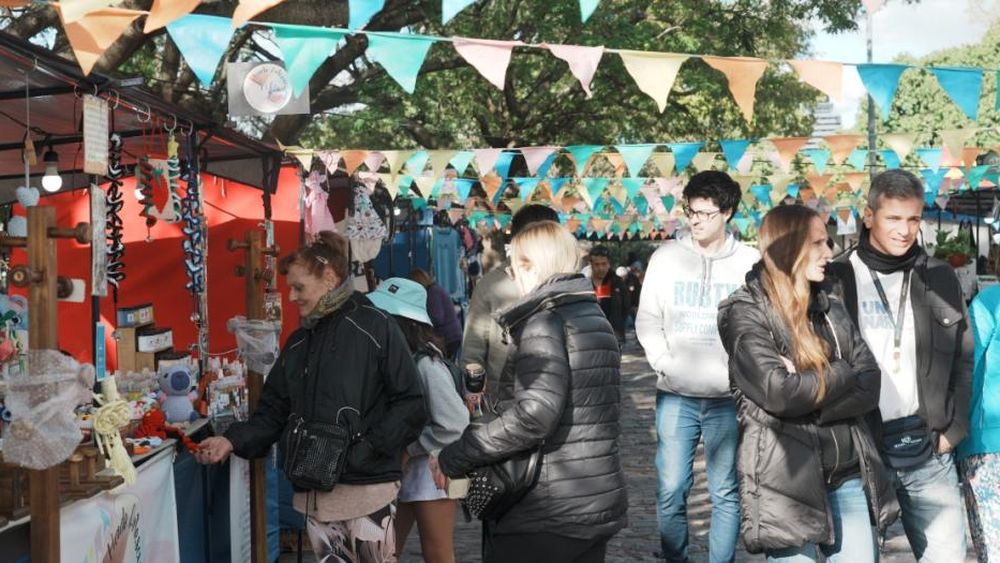 Los vecinos podrán hacer compras y apoyar el trabajo de los emprendedores.