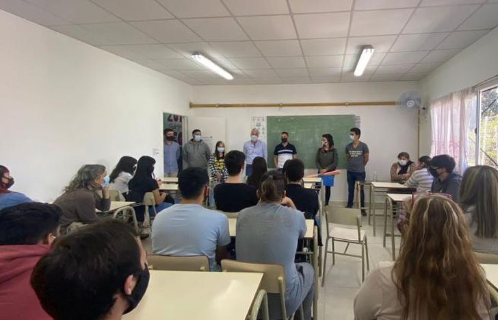 Es una propuesta destinada a alumnos de 6° año.