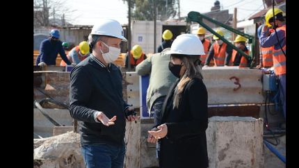 cloacas: avanzan las obras que beneficiaran a mas de 35 mil vecinos de budge