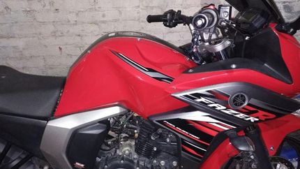 por un robo en lomas, cae una banda de motochorros en avellaneda