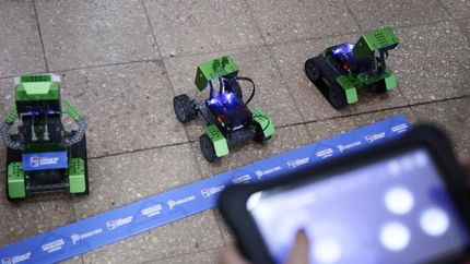 Uno de los objetivos es impulsar la robótica y la programación.