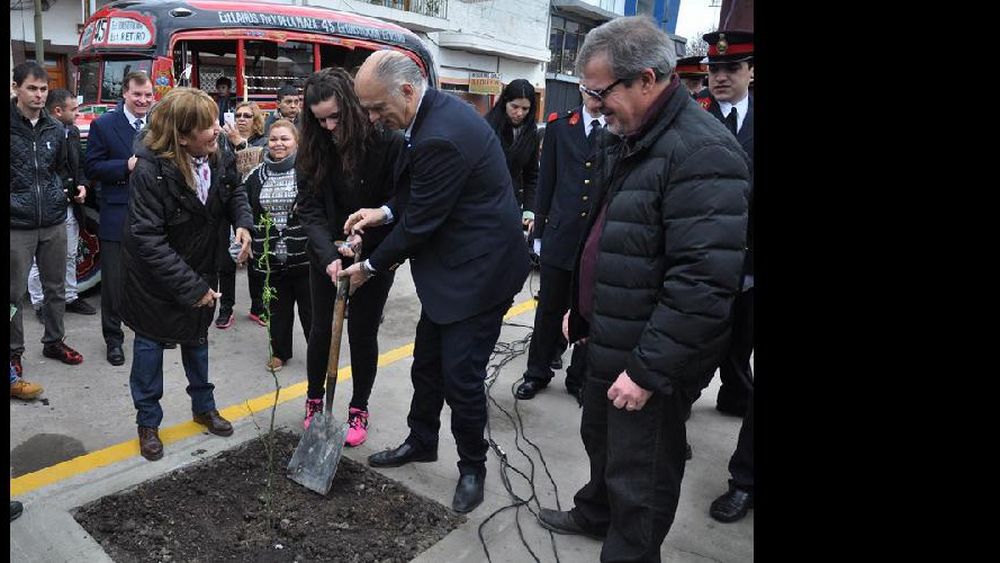 inauguracion-plaza-armengol-10